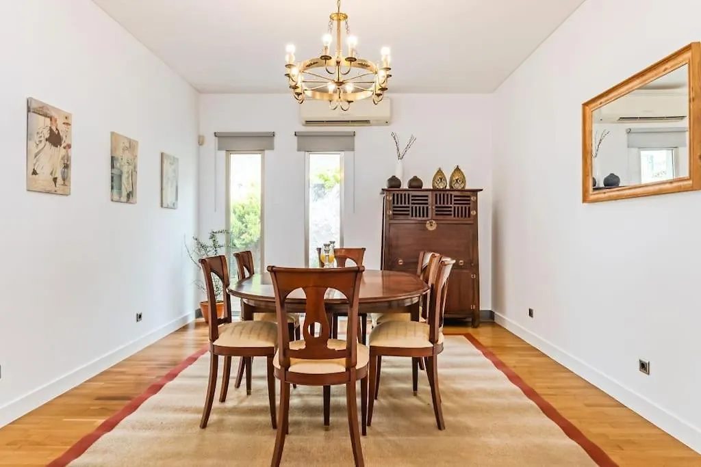 הוילה פונשל The Old Chapel House וילה